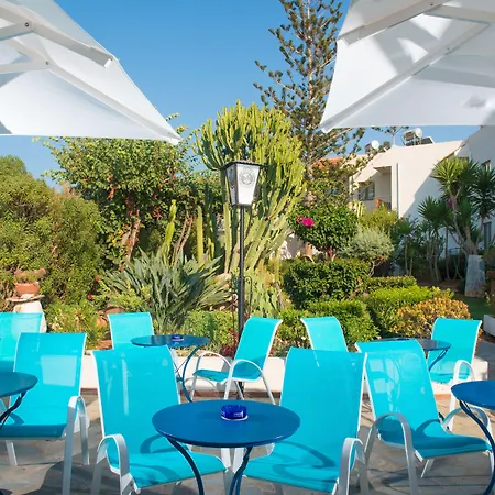 Oasis - Adults Only Hotel