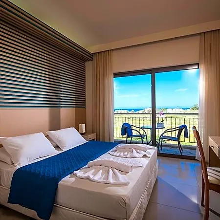 Oasis - Adults Only Hotel