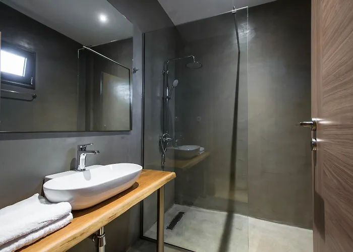 Oasis - Adults Only Hotel 3*