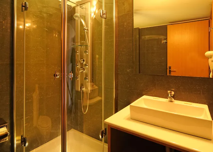 Oasis - Adults Only Hotel 3*