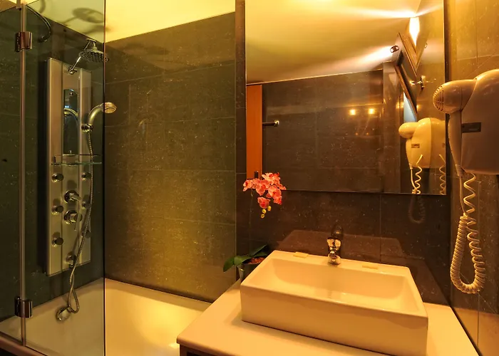 Oasis - Adults Only Hotel