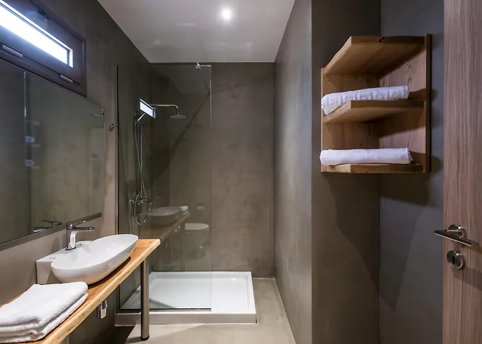 Готель Oasis - Adults Only