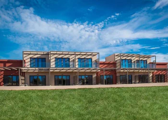 Oasis - Adults Only 3*