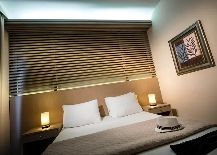 Oasis - Adults Only Hotel 3*