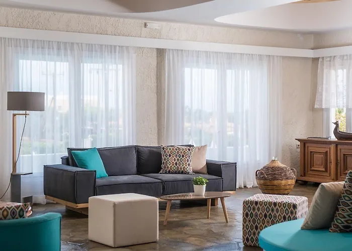 Oasis - Adults Only 3*