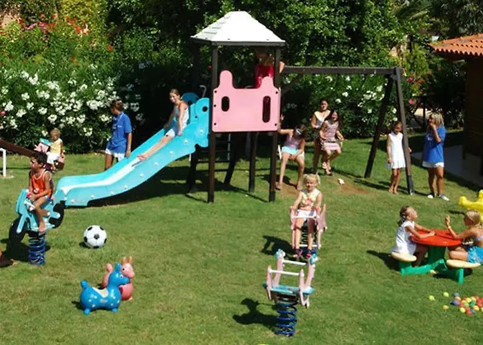 Готель Oasis - Adults Only 3*